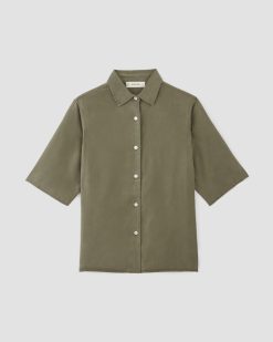 Alternative view of The Short-Sleeve Shirt in Butterlite | Kalamata