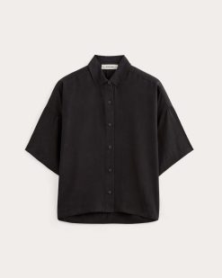 Alternative view of The Short-Sleeve Square Shirt in Butterlite | Black