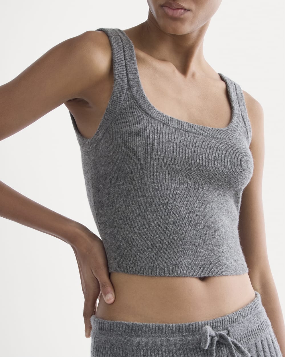 Cashmere Cropped Tank | Heather Charcoal - Image 3