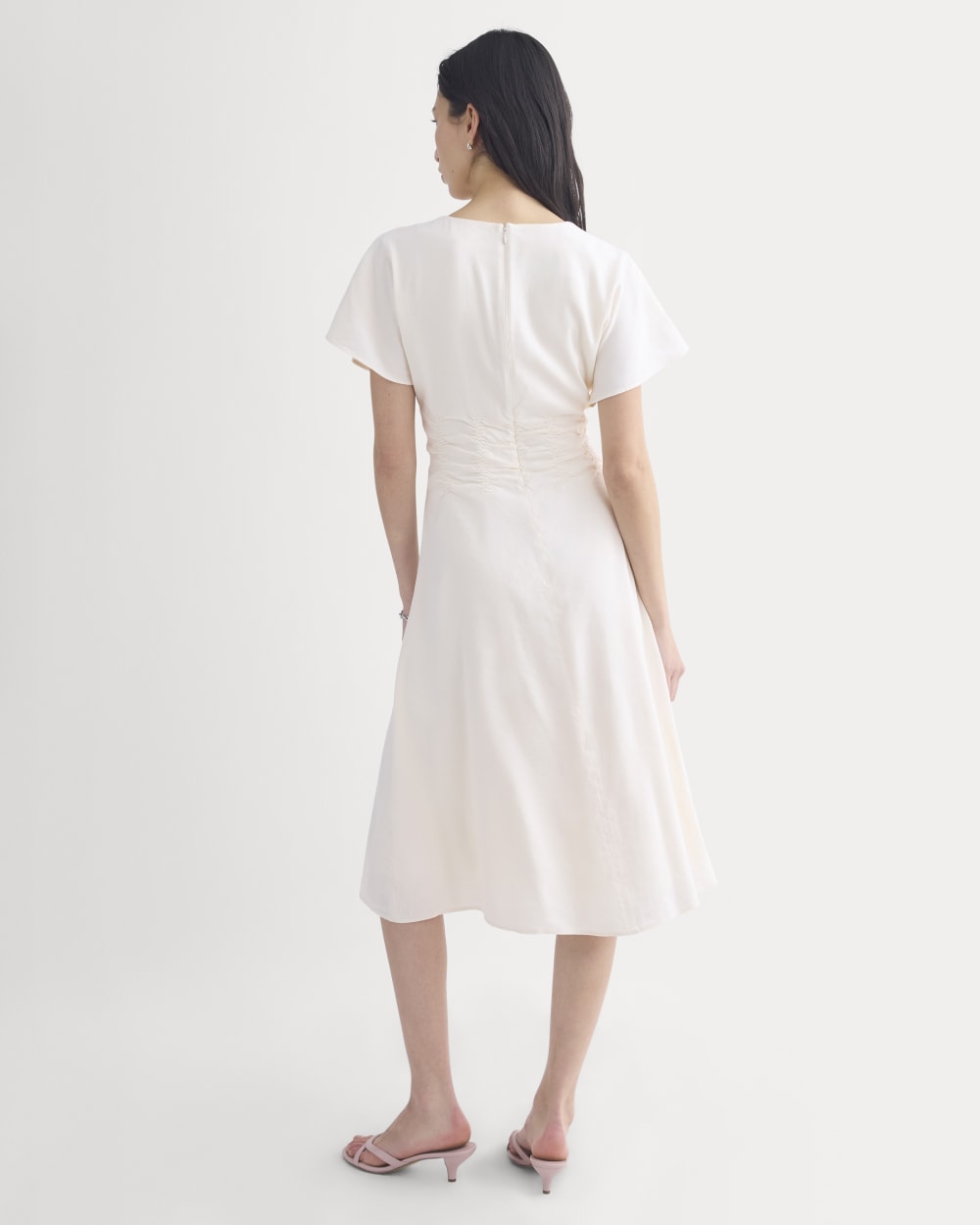 Cinched Dress in Stretch Linen | Bone - Image 5