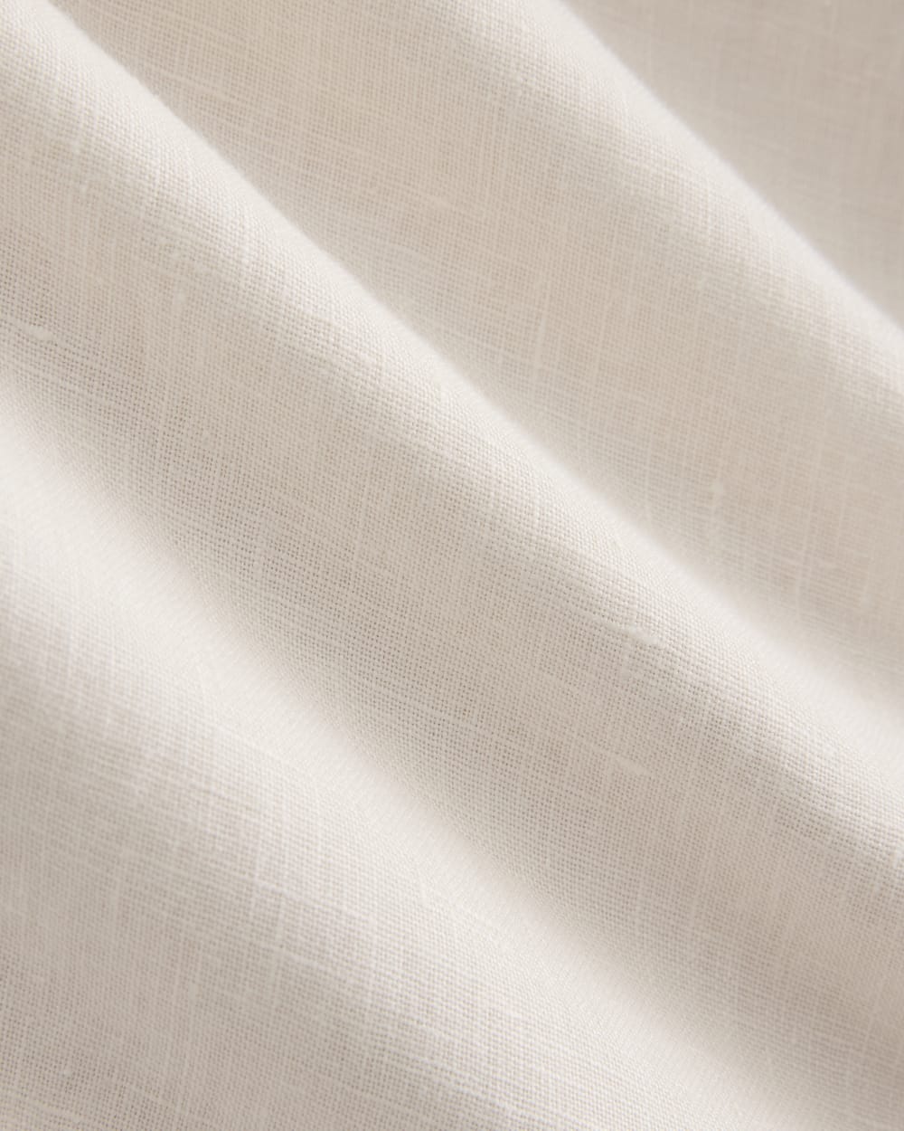 Scalloped Edge Short in Linen | Bone - Image 6