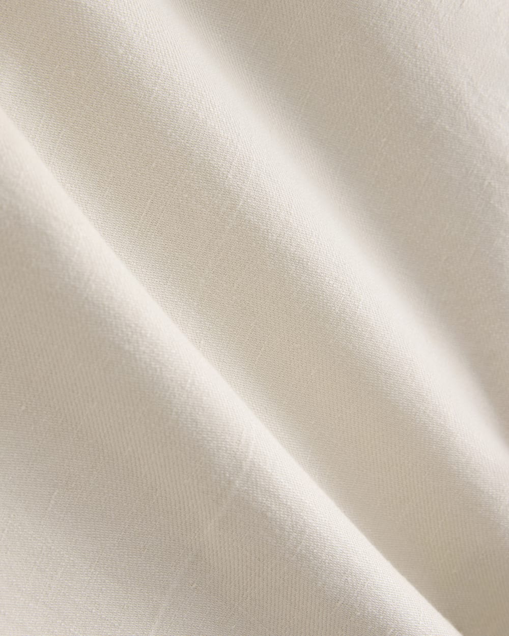 Long Tailored Short in Stretch Linen | Birch - Image 2