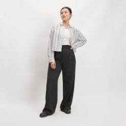 The Way-Short Shirt in Silky Cotton | Bone / Black