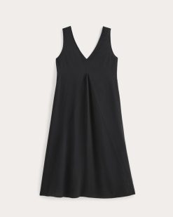 Alternative view of The V-Neck Dress in SoftLuxe | Black