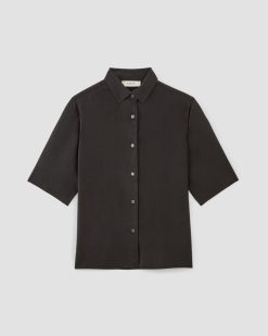 Alternative view of The Short-Sleeve Shirt in Butterlite | Black