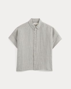 Alternative view of The Boxy Shirt in Linen | Agave Green