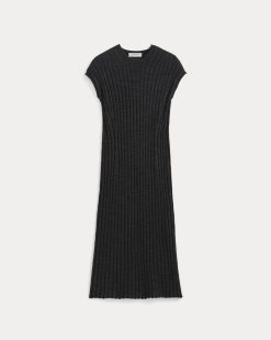Alternative view of The Column Dress in Cotton Linen | Black