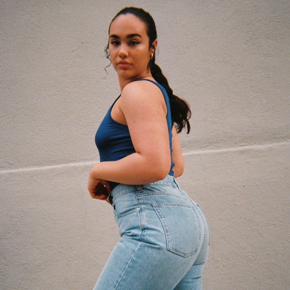 The '90s Cheeky Hourglass Jean | Vintage Sunbleached Blue | 26.5 Inseam - Image 7