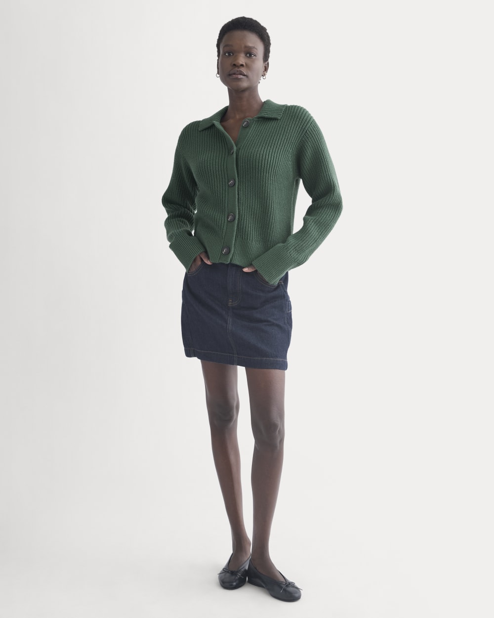 Shrunken Cardigan in Everyday Cotton | Hunter Green - Image 3