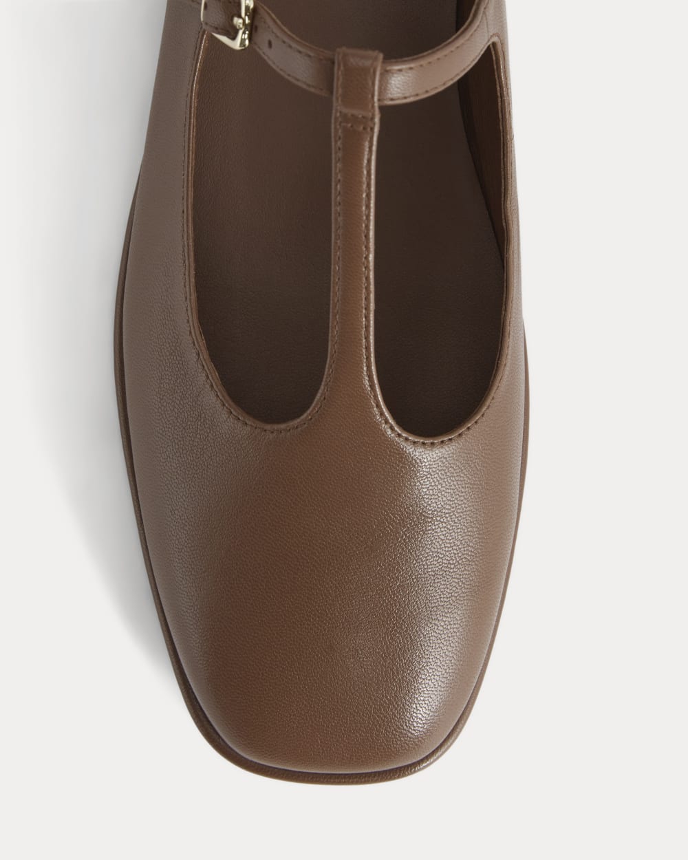 The Leather T-Strap Flat | Rum - Image 7
