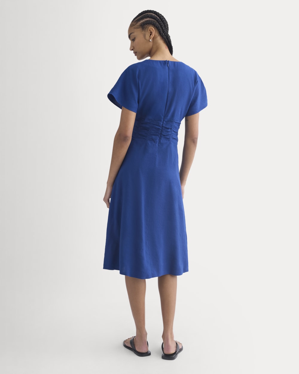 Cinched Dress in Stretch Linen | Estate Blue - Image 6
