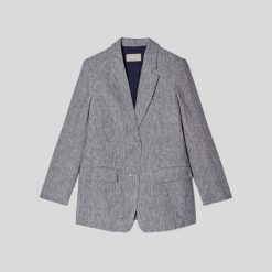 Alternative view of The Oversized Blazer in Linen | Canvas Tan / Navy