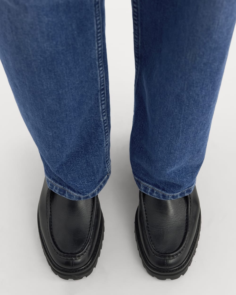 Leather Lug Chukka | Black - Image 3