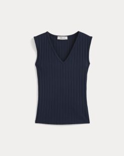 Alternative view of V-Neck Tank in Pointelle | Deep Navy