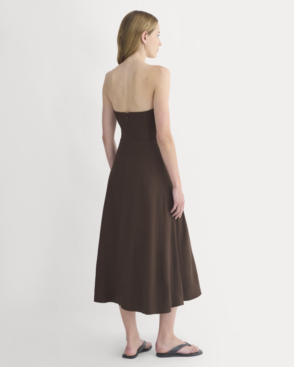 Strapless Dress in Stretch Linen | Dark Brown - Image 5