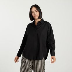 Alternative view of The Oversized Poplin Shirt | Black