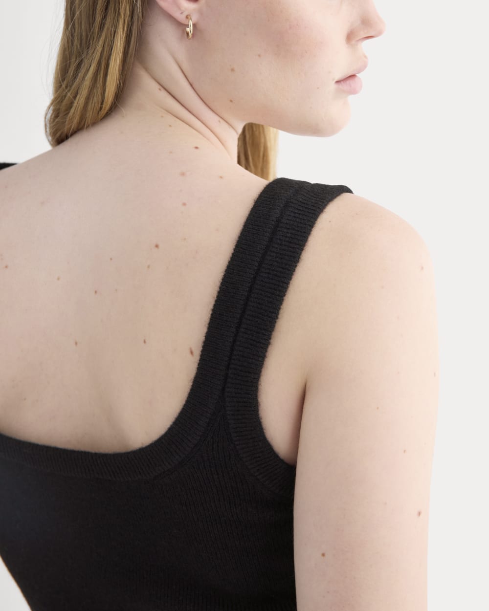 Cashmere Cropped Tank | Black - Image 3