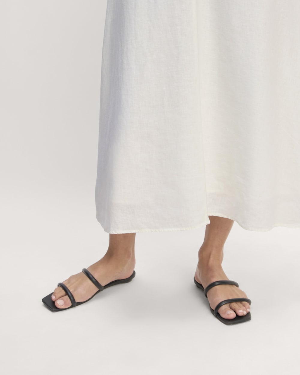 The Linen Halter-Neck Dress | White - Image 5