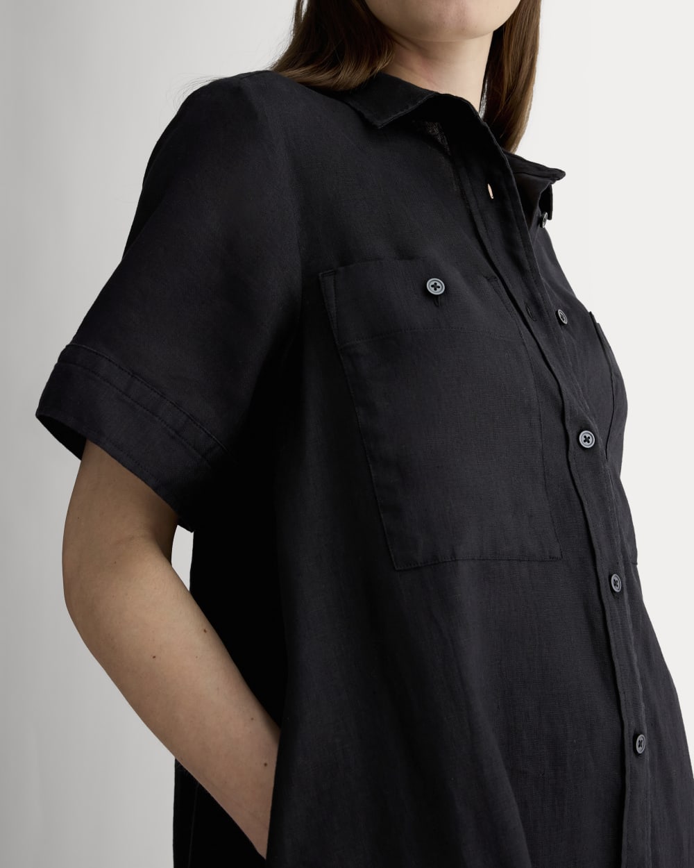 The Daytripper Dress in Linen | Black - Image 3