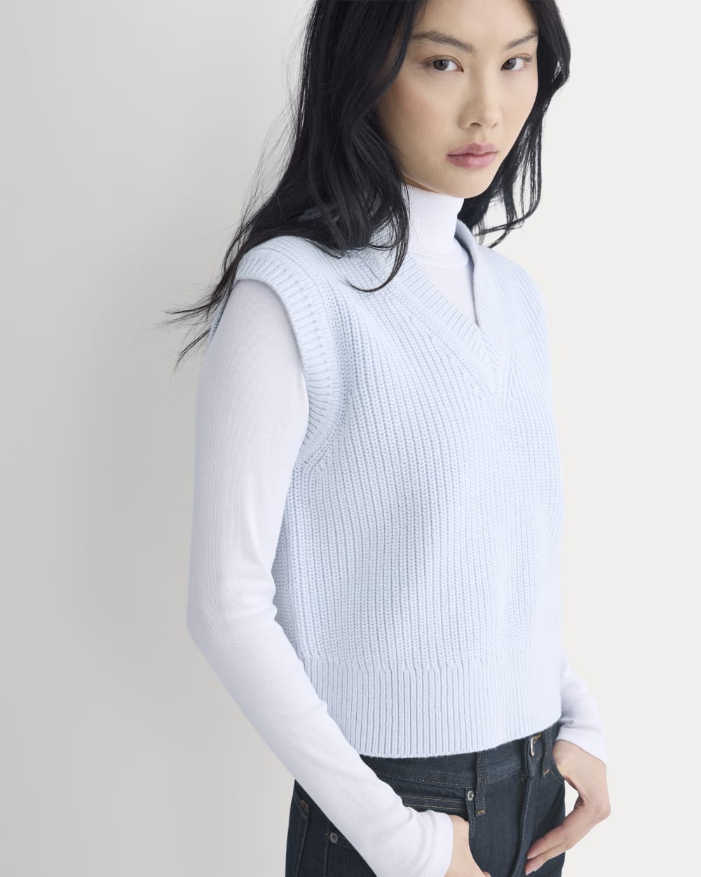 Ribbed V-Neck Vest in Everyday Cotton | Skywriting - Image 3