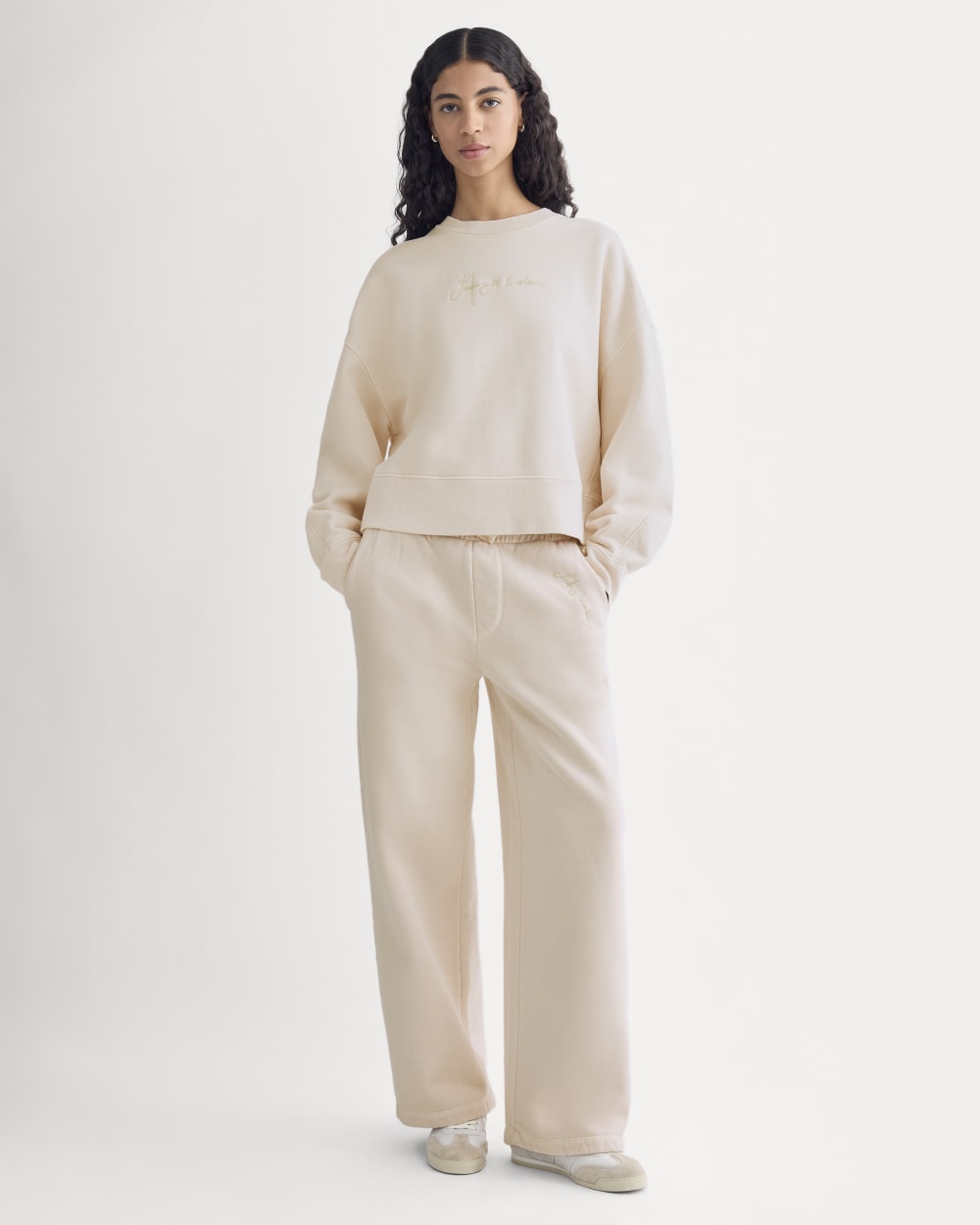 Everlane x The Laufey Foundation Cropped Sweatshirt | Pale Peony - Image 3