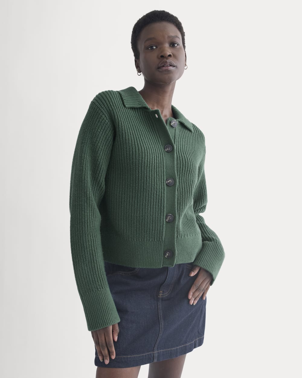 Shrunken Cardigan in Everyday Cotton | Hunter Green - Image 4