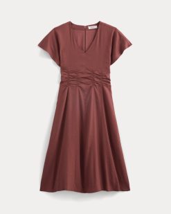 Alternative view of Cinched Dress in Stretch Linen | Henna Red