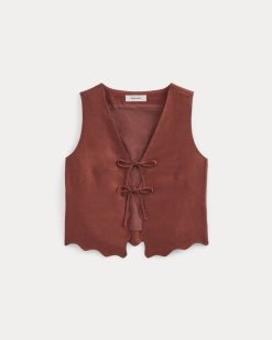 Alternative view of Tie-Front Scallop Tank in Linen | Henna Red
