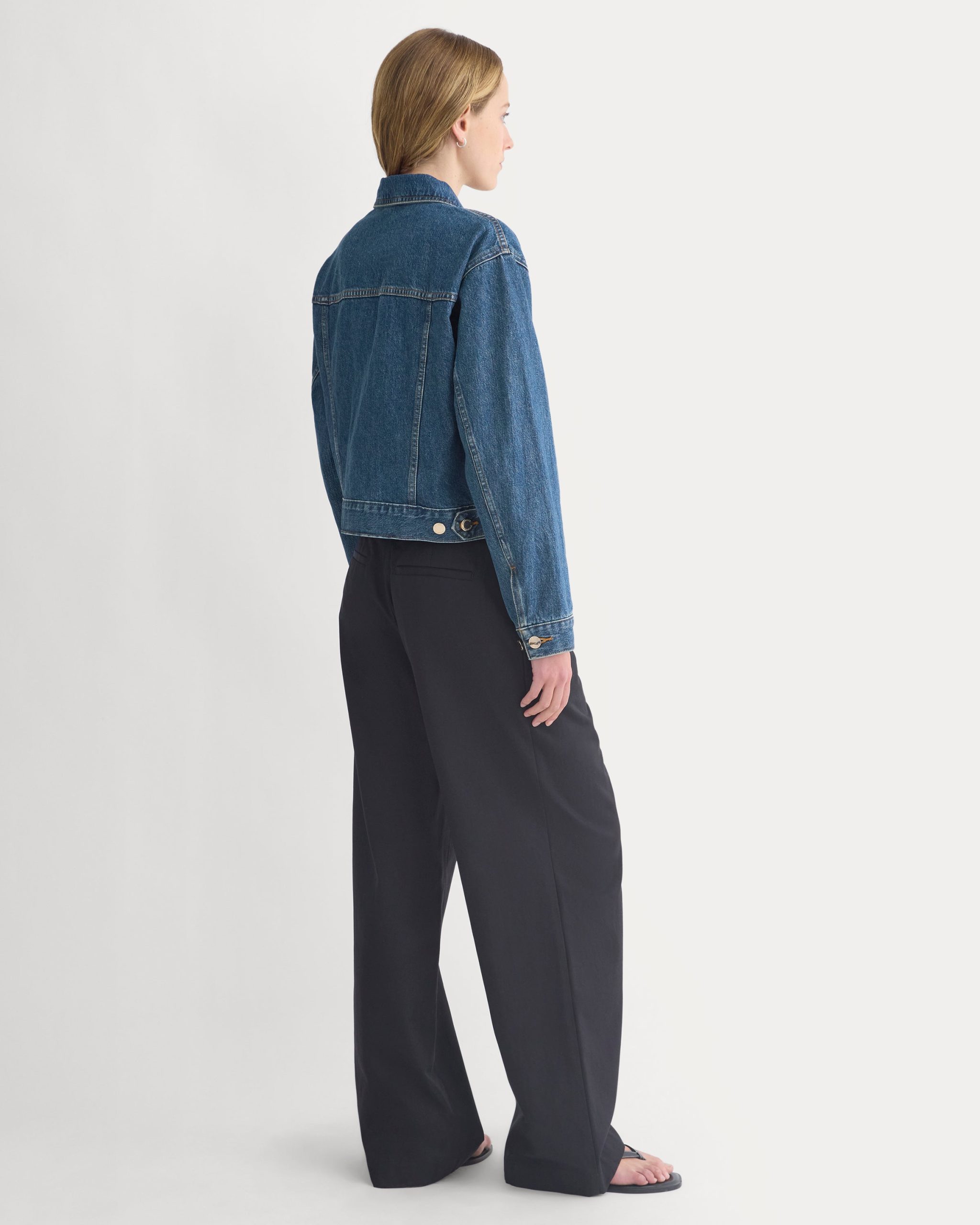 Cropped Trucker Jacket in Denim | Mid Indigo - Image 5