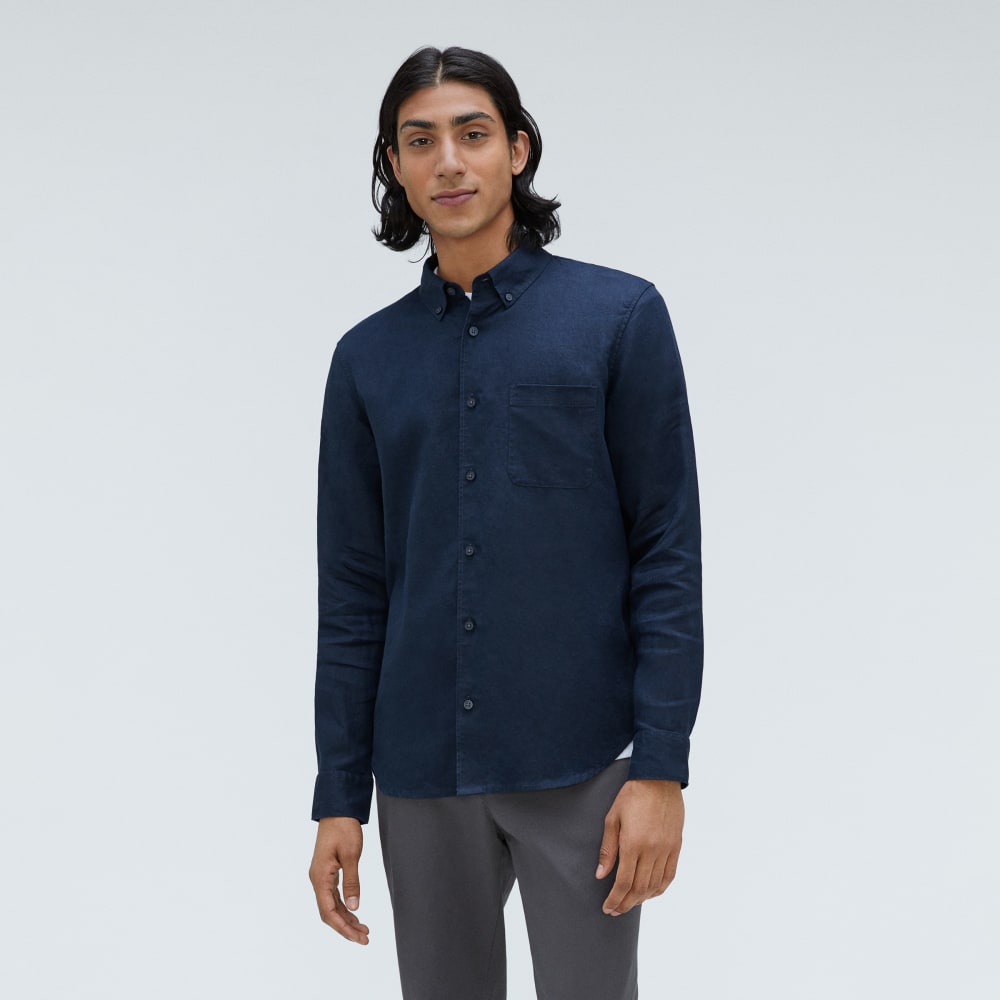 The Classic Shirt in Linen | Deep Navy - Image 2