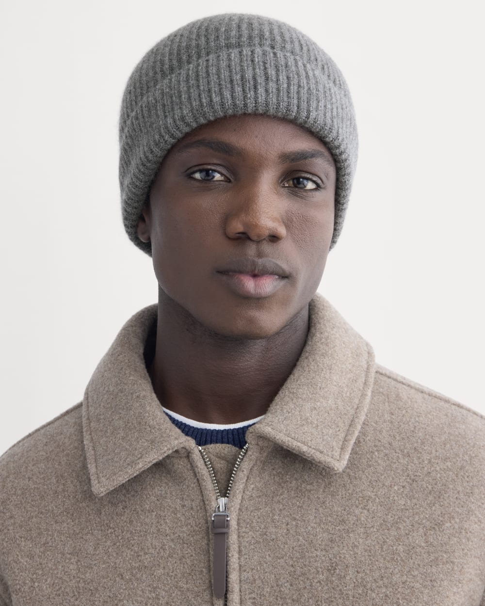 The Cashmere Ribbed Beanie | Heather Charcoal - Image 2