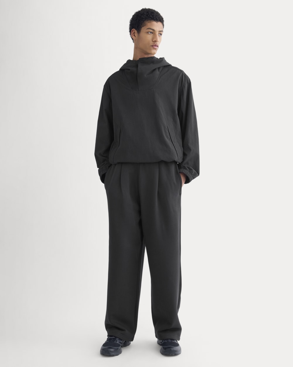 Luxe Fleece Pleated Sweatpant | Black - Image 3