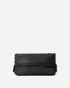 Alternative view of The ReNew Transit Catch-All Case | Black