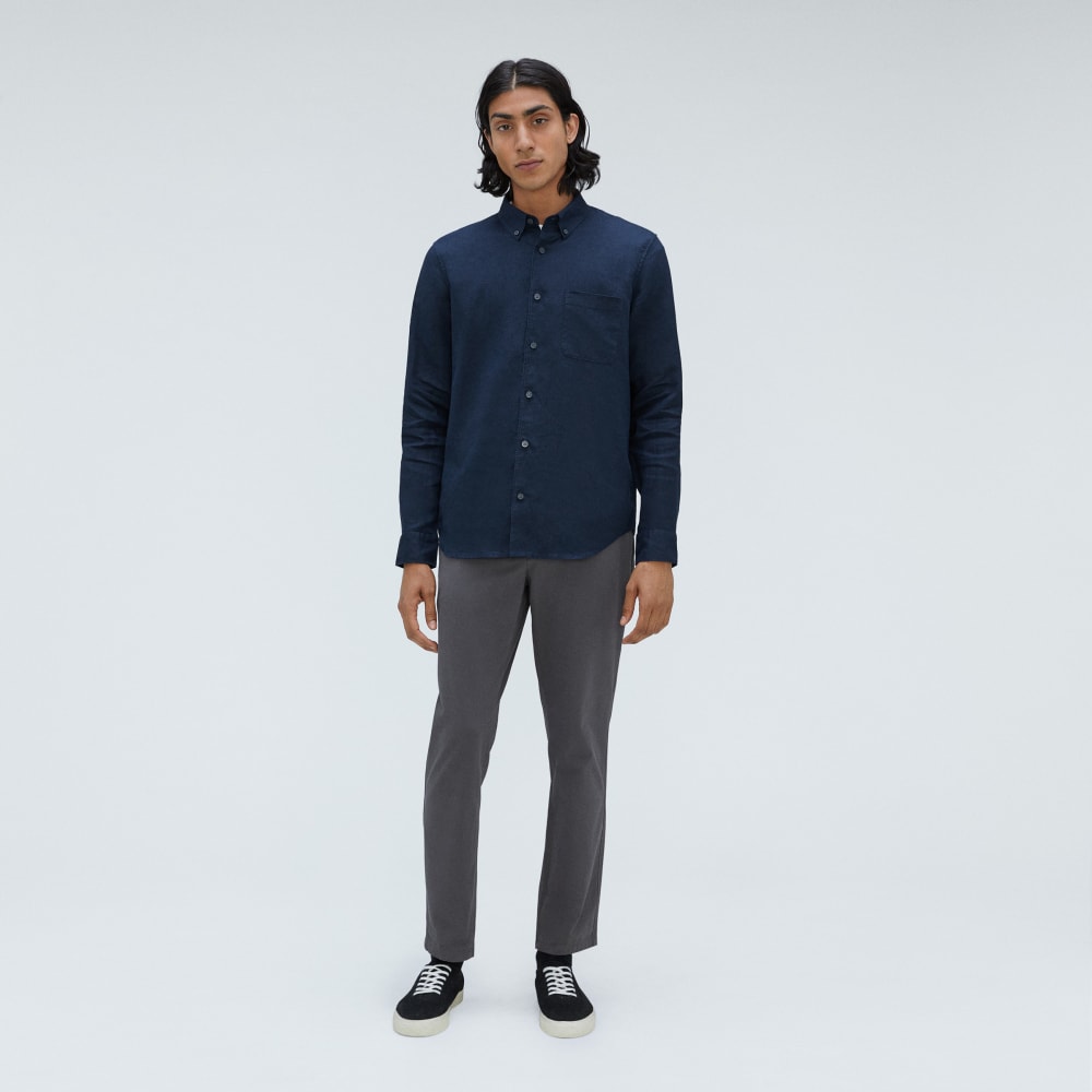 The Classic Shirt in Linen | Deep Navy - Image 5