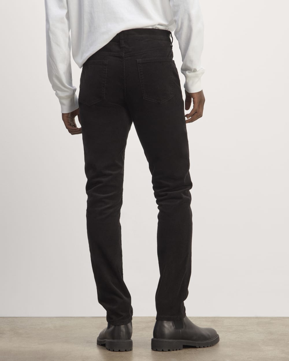 The 5-Pocket Pant in Corduroy | Black - Image 6
